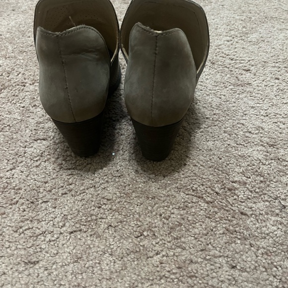 Olive booties - Picture 3 of 3